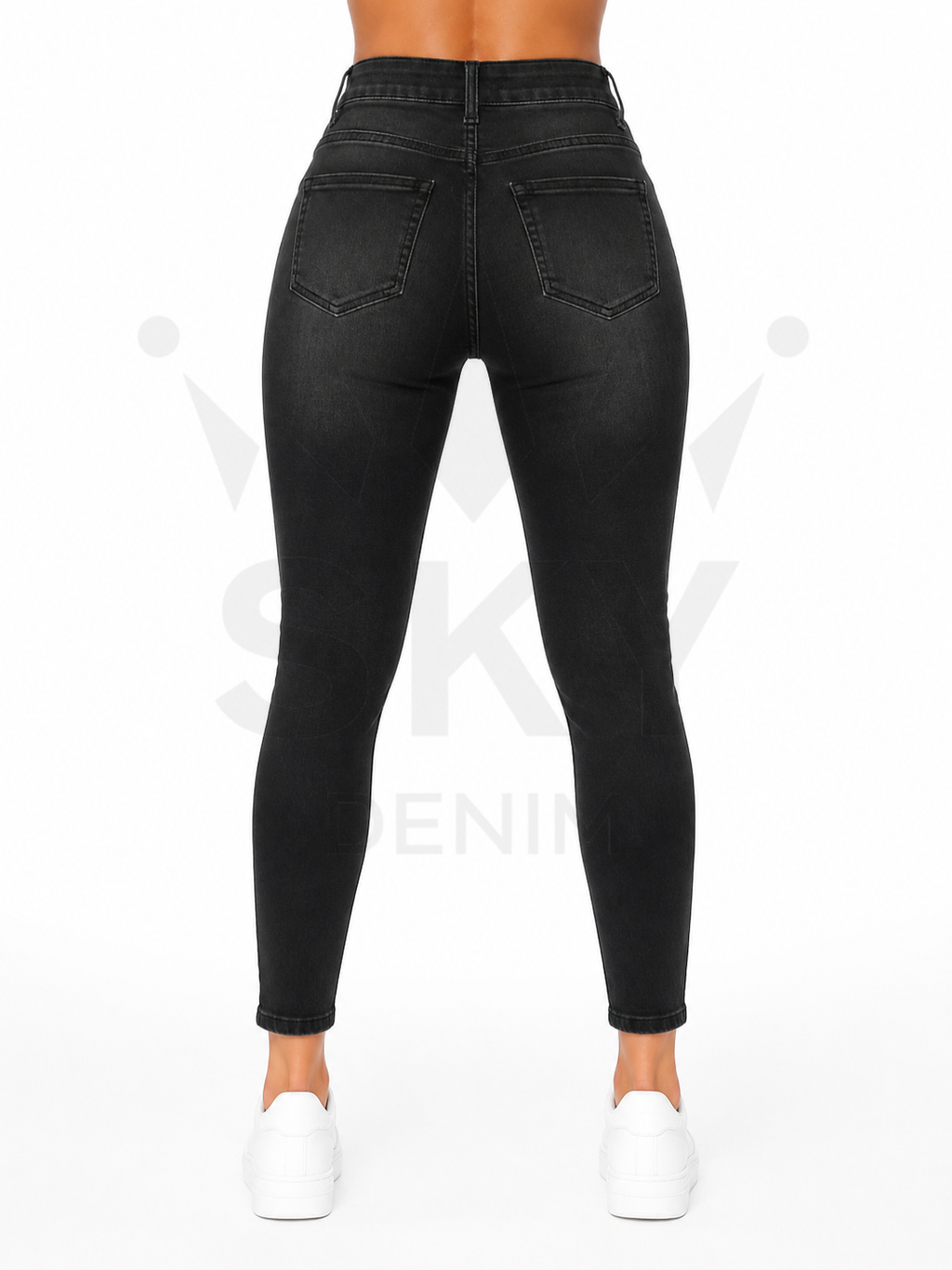 SKINNY NEGRO CLASICO BOTONES