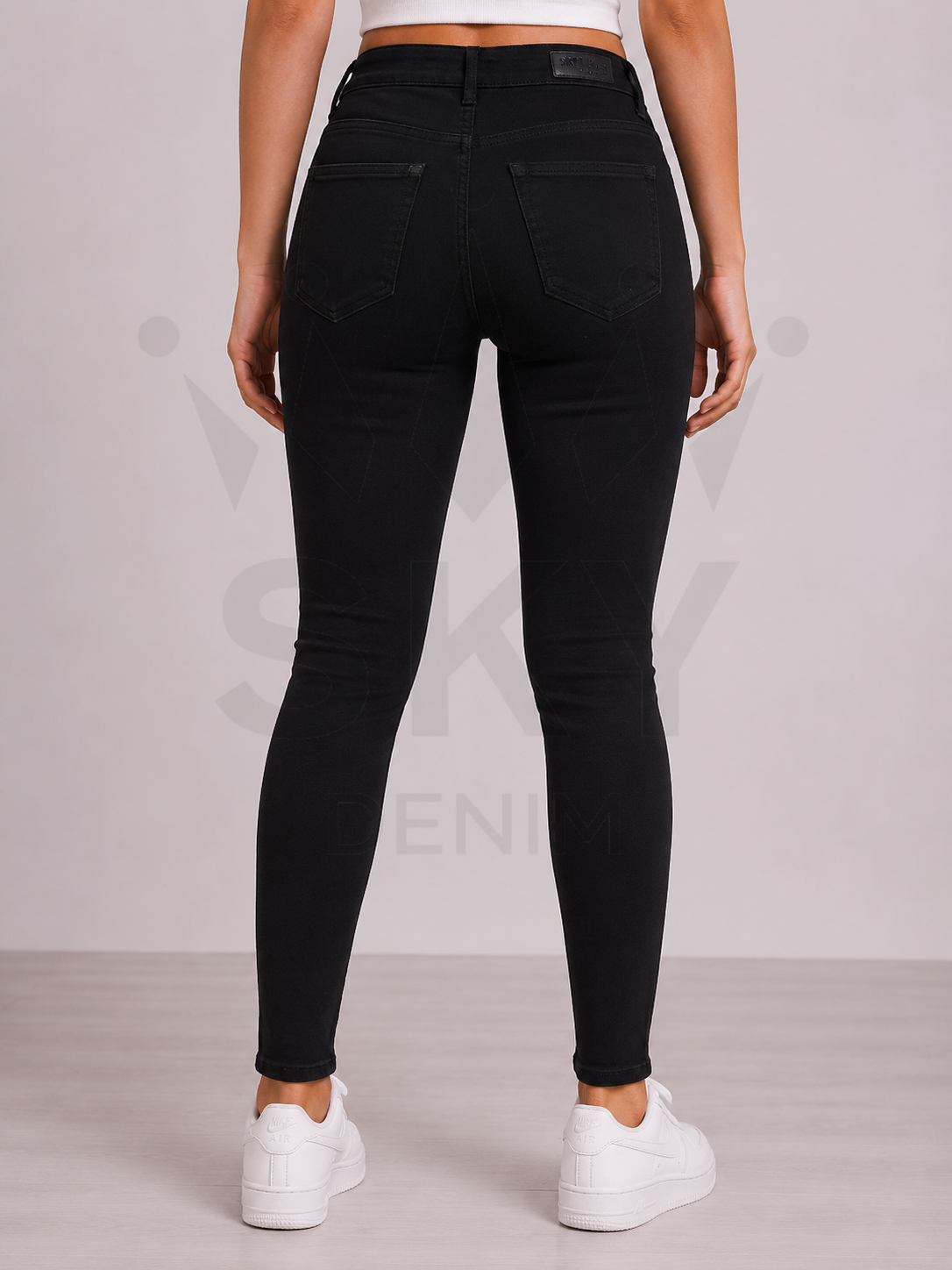PEDRERIA SKINNY NEGRO CLASICO